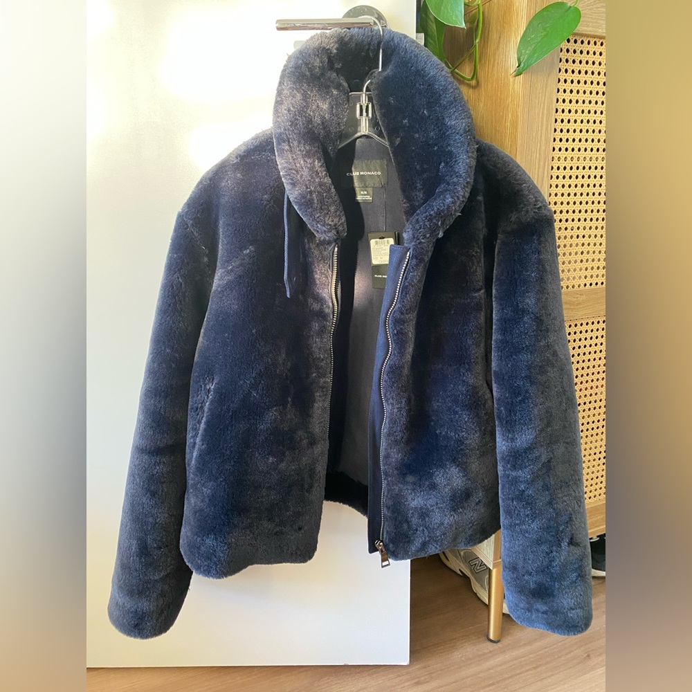 Cropped faux fur jacket
